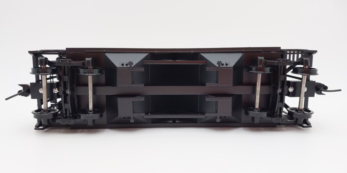 Weaver U19001S O Scale Chesapeake & Ohio AC-2 Covered Hopper (2-Rail) EX/Box