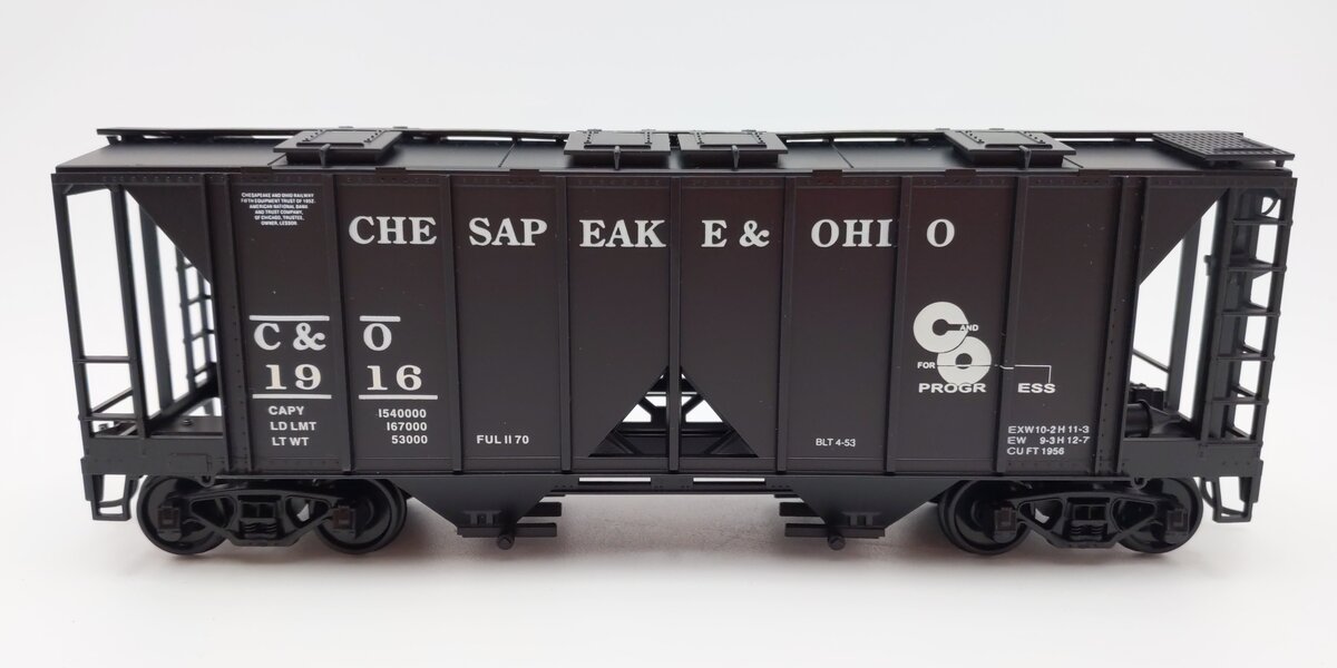 Weaver U19001S O Scale Chesapeake & Ohio AC-2 Covered Hopper (2-Rail) EX/Box