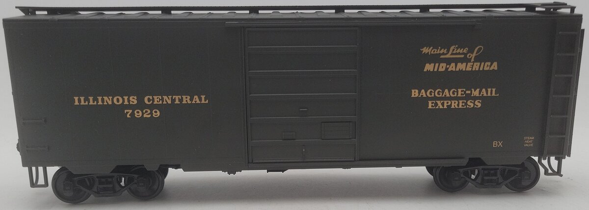 Weaver O Gauge Illinois Central 2-Rail Boxcar #7929 EX/Box
