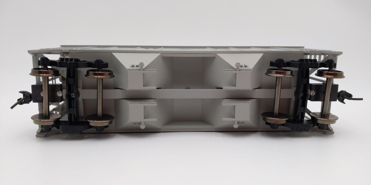 Weaver O Scale Baltimore & Ohio PS-2 Covered Hopper #631139 (2-Rail) EX/Box