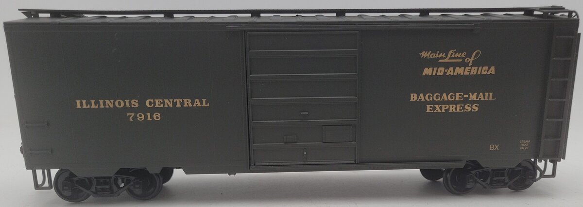 Weaver O Gauge Illinois Central 2-Rail Boxcar #7916 EX/Box