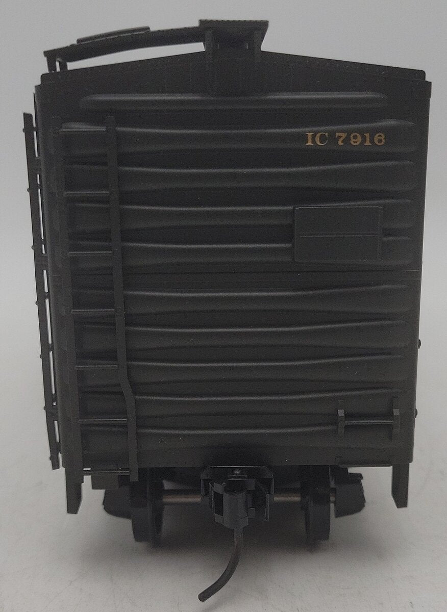 Weaver O Gauge Illinois Central 2-Rail Boxcar #7916 EX/Box