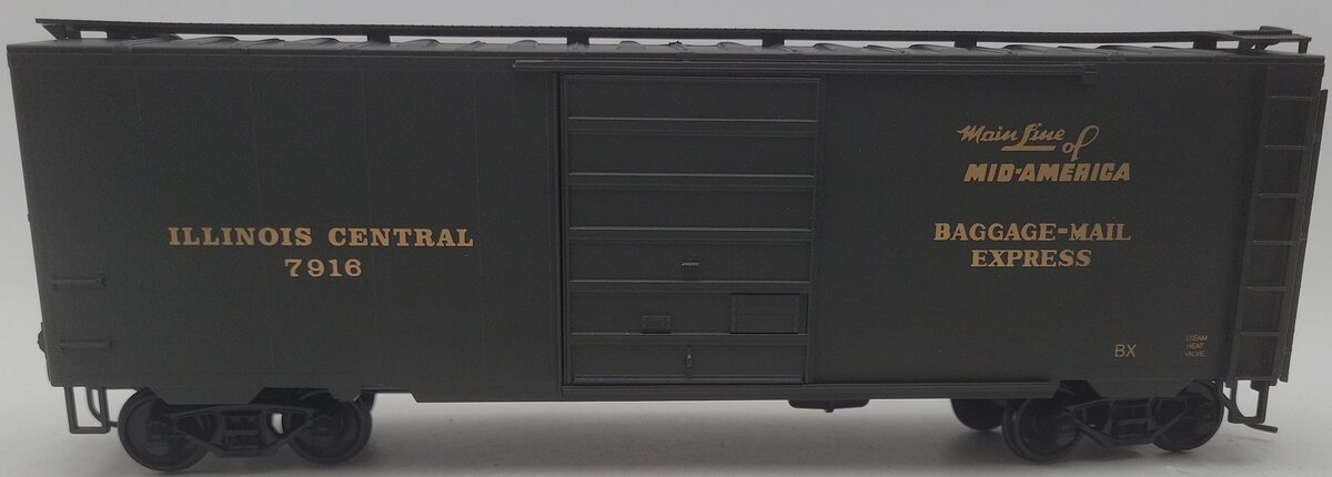 Weaver O Gauge Illinois Central 2-Rail Boxcar #7916 EX/Box