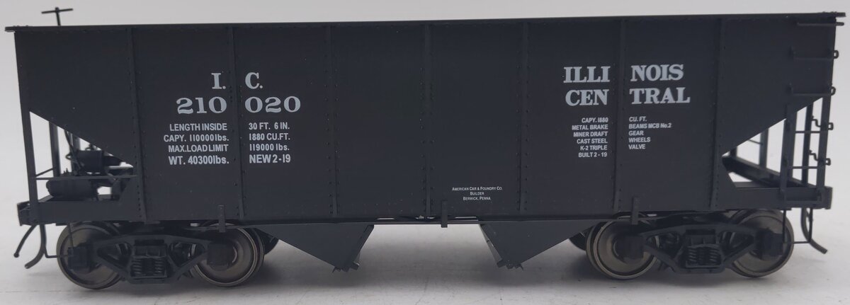 InterMountain 25416S-02 O Gauge Illinois Central 2-Rail Hopper Car #210020 EX/Box