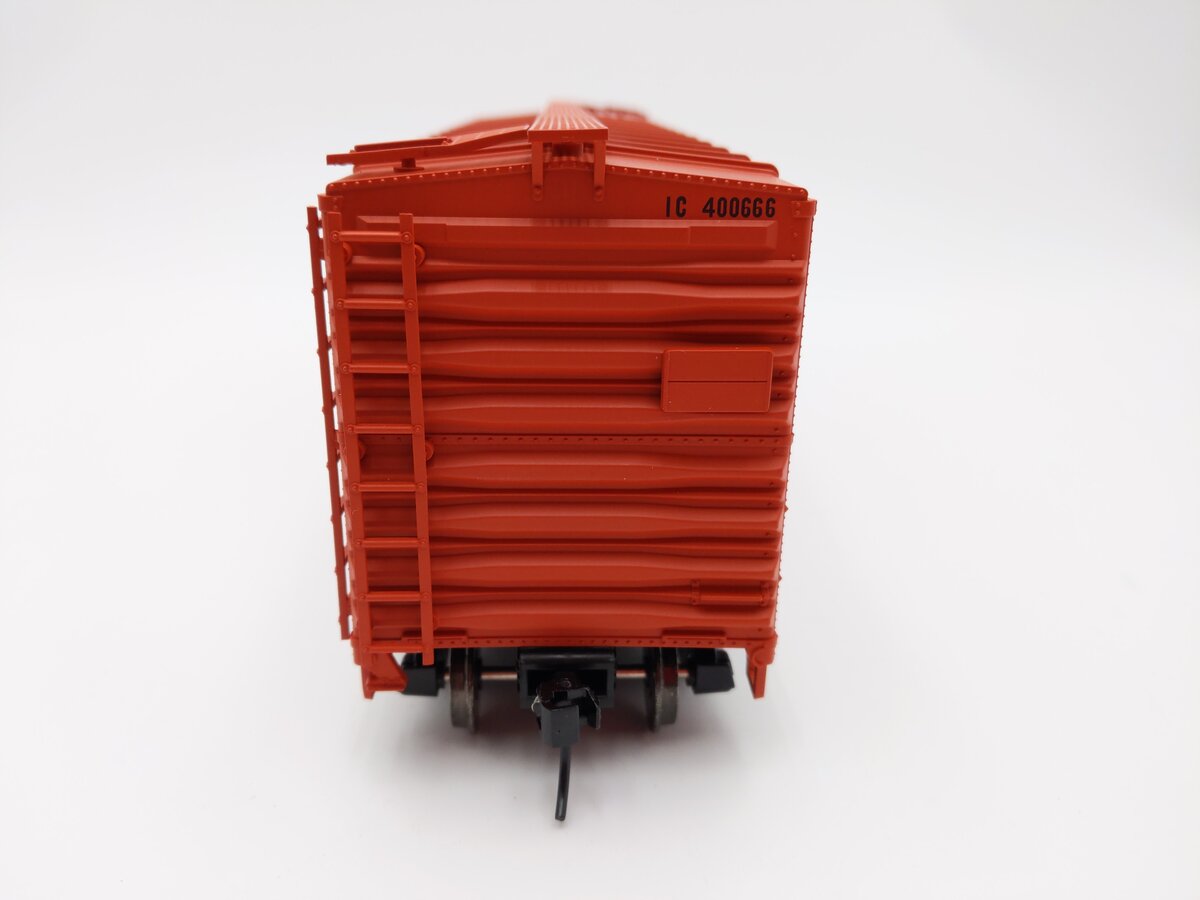 Atlas 0571-2 O Scale Illinois Central 40' Sliding Door Boxcar #400666 (2-Rail) LN/Box