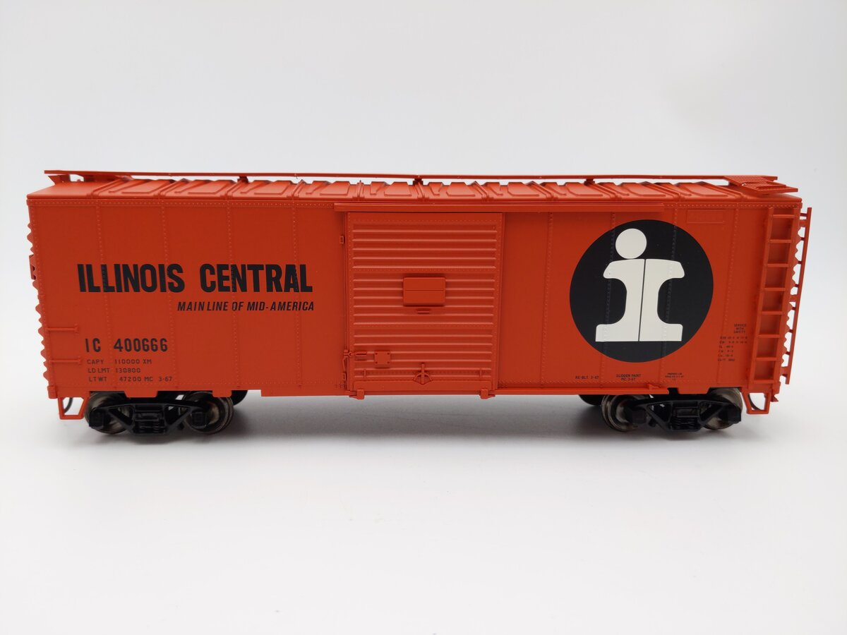Atlas 0571-2 O Scale Illinois Central 40' Sliding Door Boxcar #400666 (2-Rail) LN/Box
