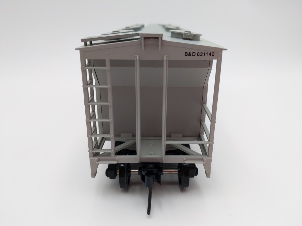 Weaver O Scale Baltimore & Ohio PS-2 Covered Hopper #631140 (2-Rail) EX/Box