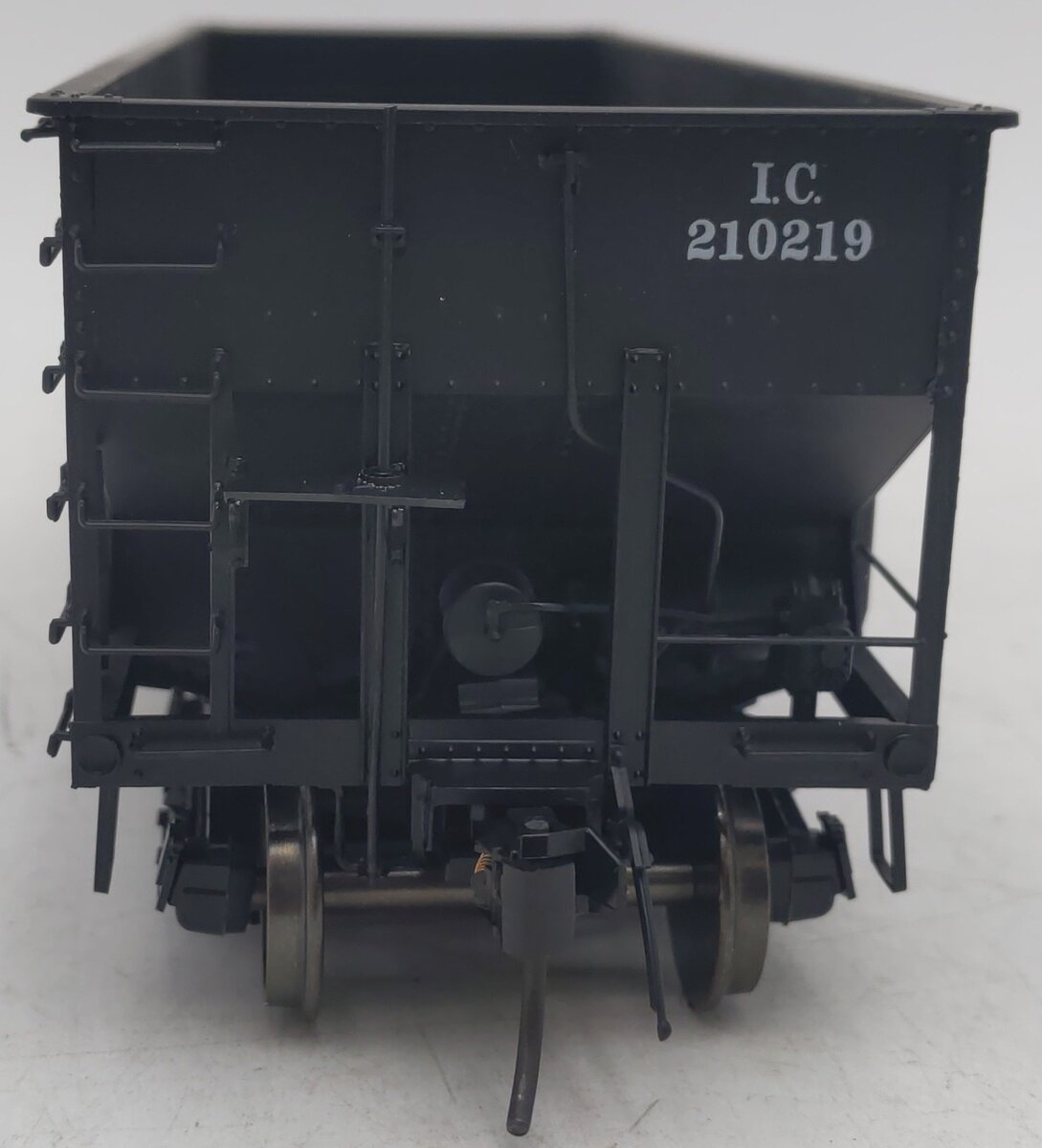 InterMountain 25416S-04 O Gauge Illinois Central 2-Rail Hopper Car #210219 VG/Box