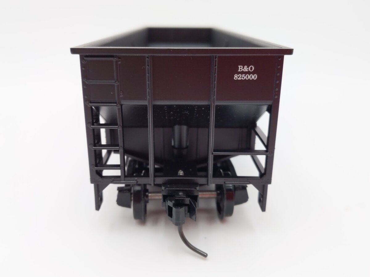 Weaver O Scale Baltimore & Ohio 2 Bay Offset Hopper #825000 (2-Rail) EX/Box