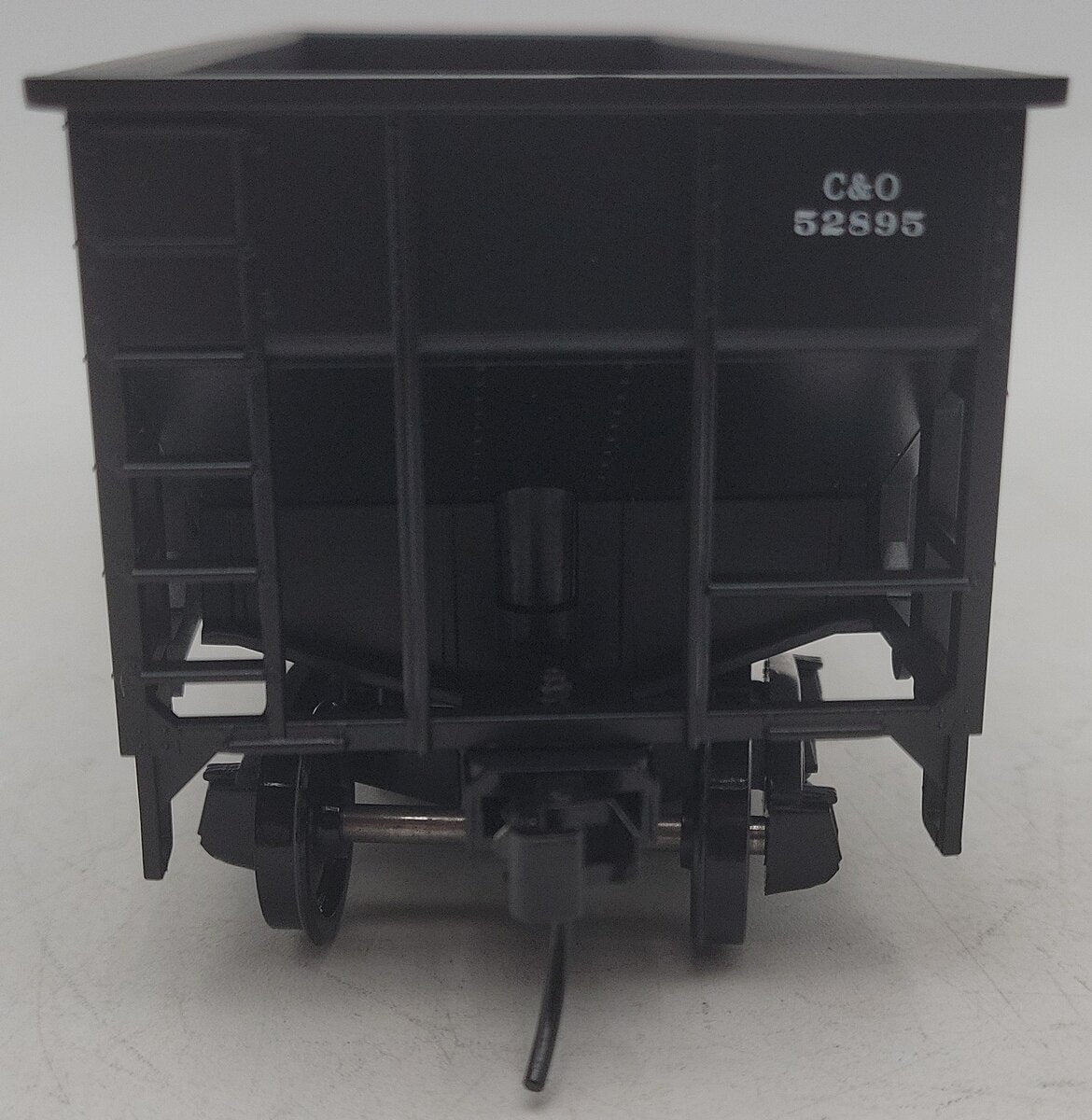 Weaver U16022SD O Gauge Chesapeake & Ohio 2-Rail Hopper Car #52895 EX/Box