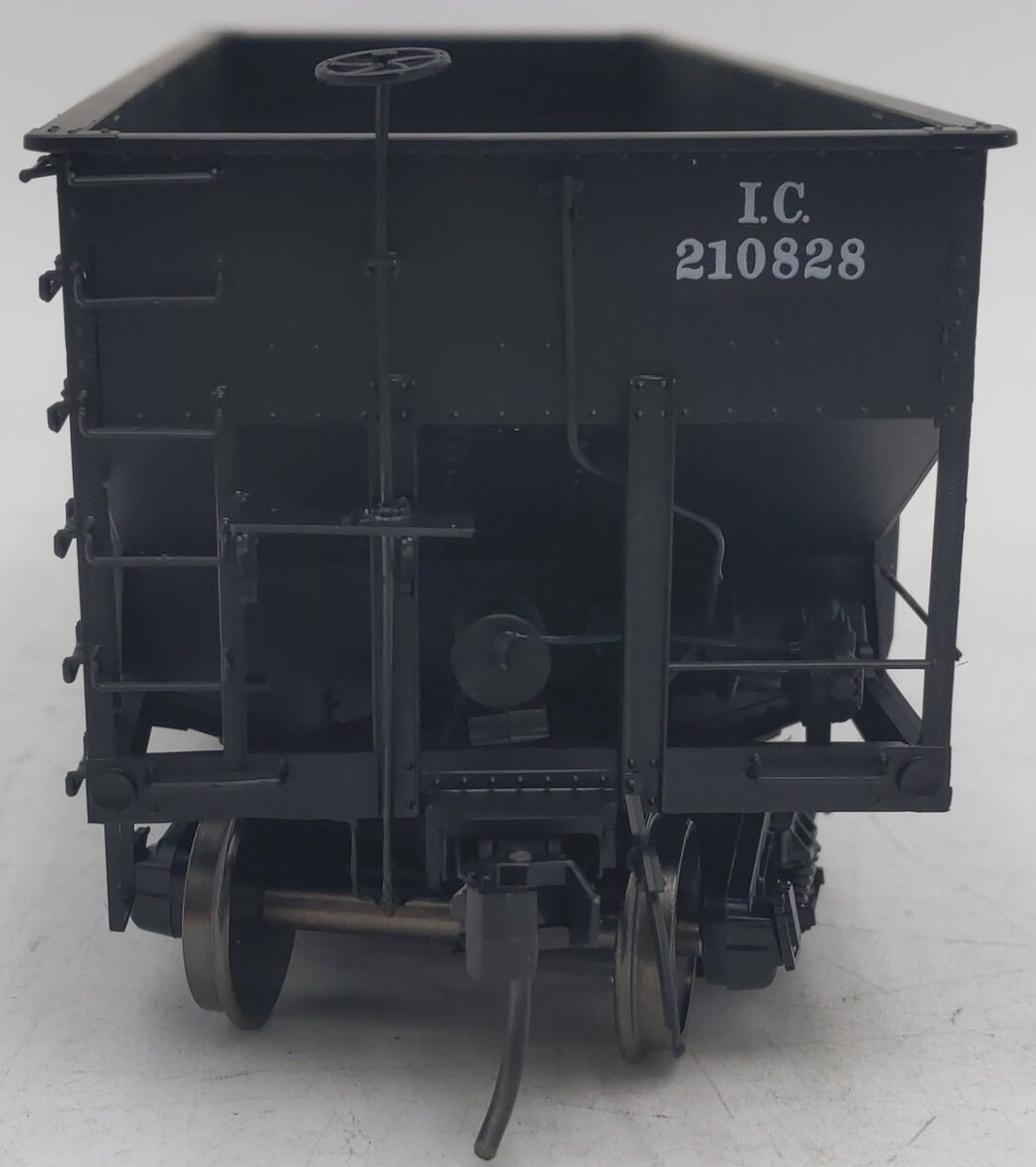 Intermountain 25416S-11 O Gauge Illinois Central 2-Rail Hopper Car #210828 EX/Box