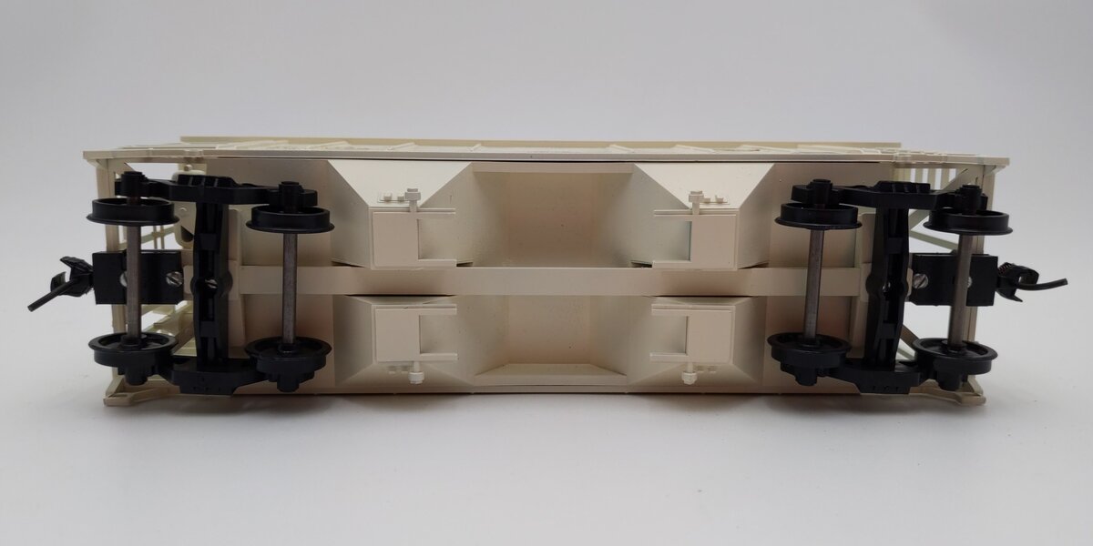 Weaver 3000 Custom O Scale C&O PS-2 34' Covered Hopper #604456 (2-Rail) EX/Box