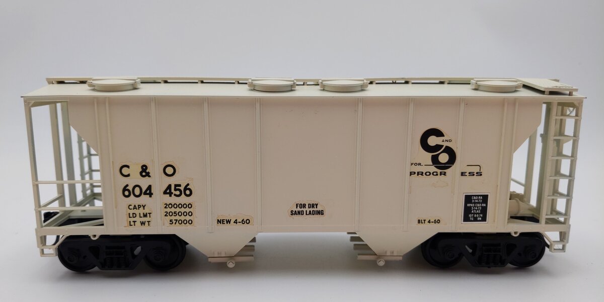 Weaver 3000 Custom O Scale C&O PS-2 34' Covered Hopper #604456 (2-Rail) EX/Box