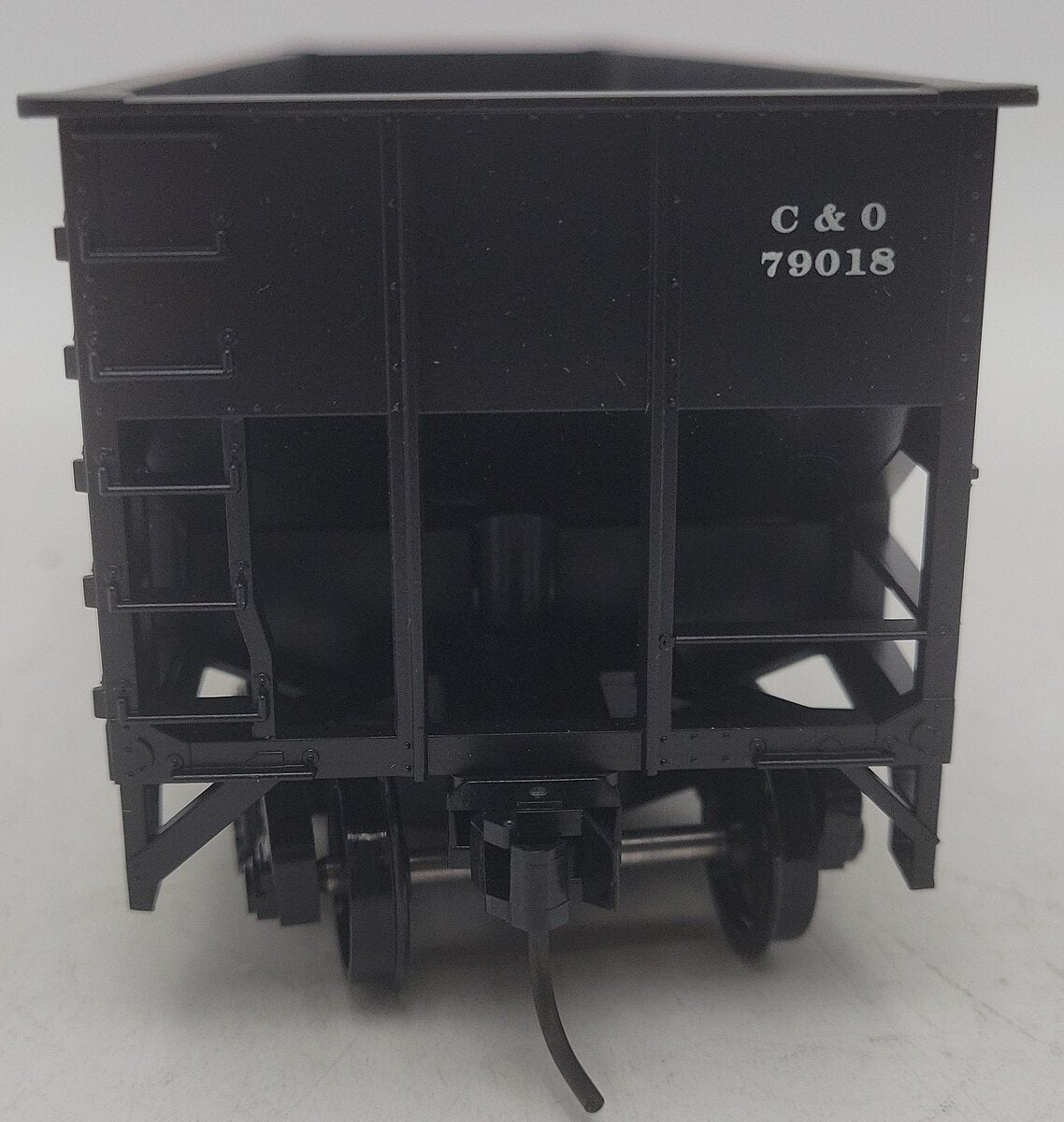 Weaver U3810 O Scale Chesapeake & Ohio Hopper Car #79018 (2-Rail) EX/Box