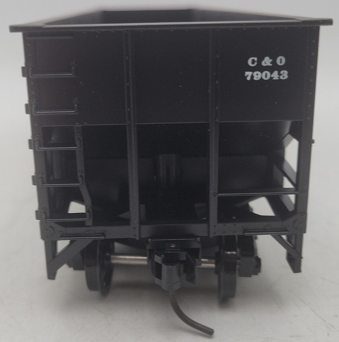 Weaver U3810 O Scale Chesapeake & Ohio Hopper Car #79043 - 2 Rail EX/Box