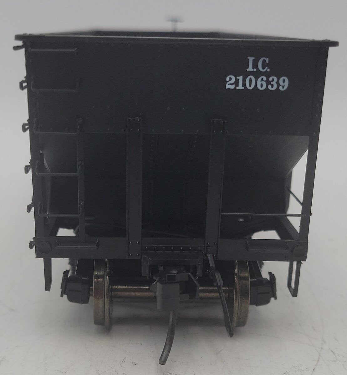 InterMountain 25416S-08 O Gauge Illinois Central 2-Rail Hopper Car #210639 EX/Box