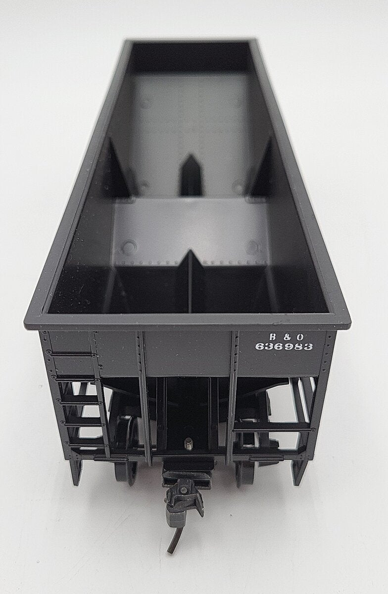 Weaver 901 O Scale Baltimore & Ohio 36' Offset 2-Bay Hopper #636983 (2-Rail) LN/Box