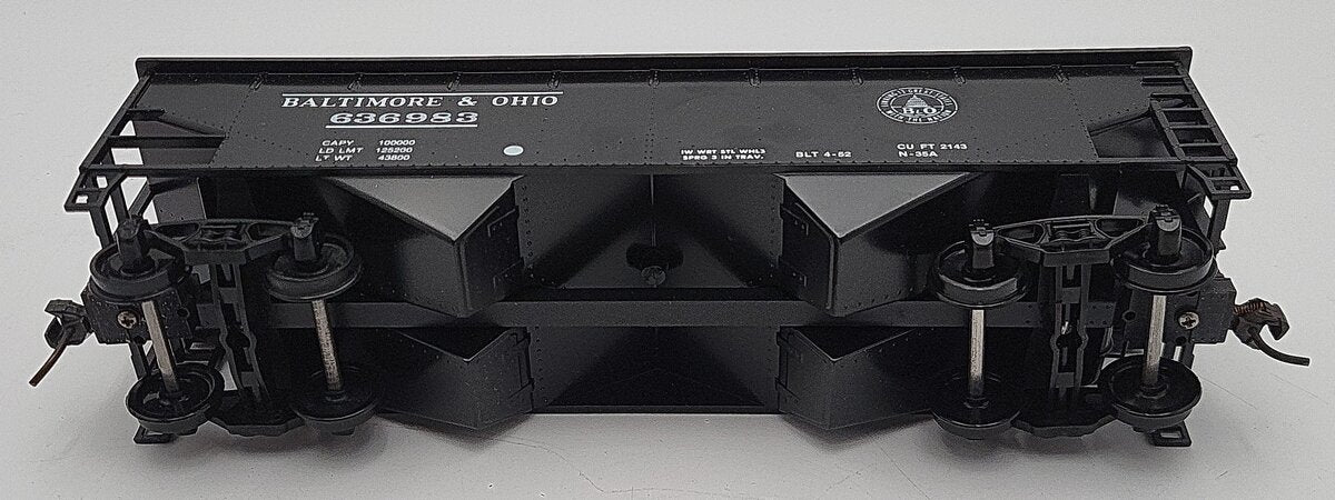 Weaver 901 O Scale Baltimore & Ohio 36' Offset 2-Bay Hopper #636983 (2-Rail) LN/Box