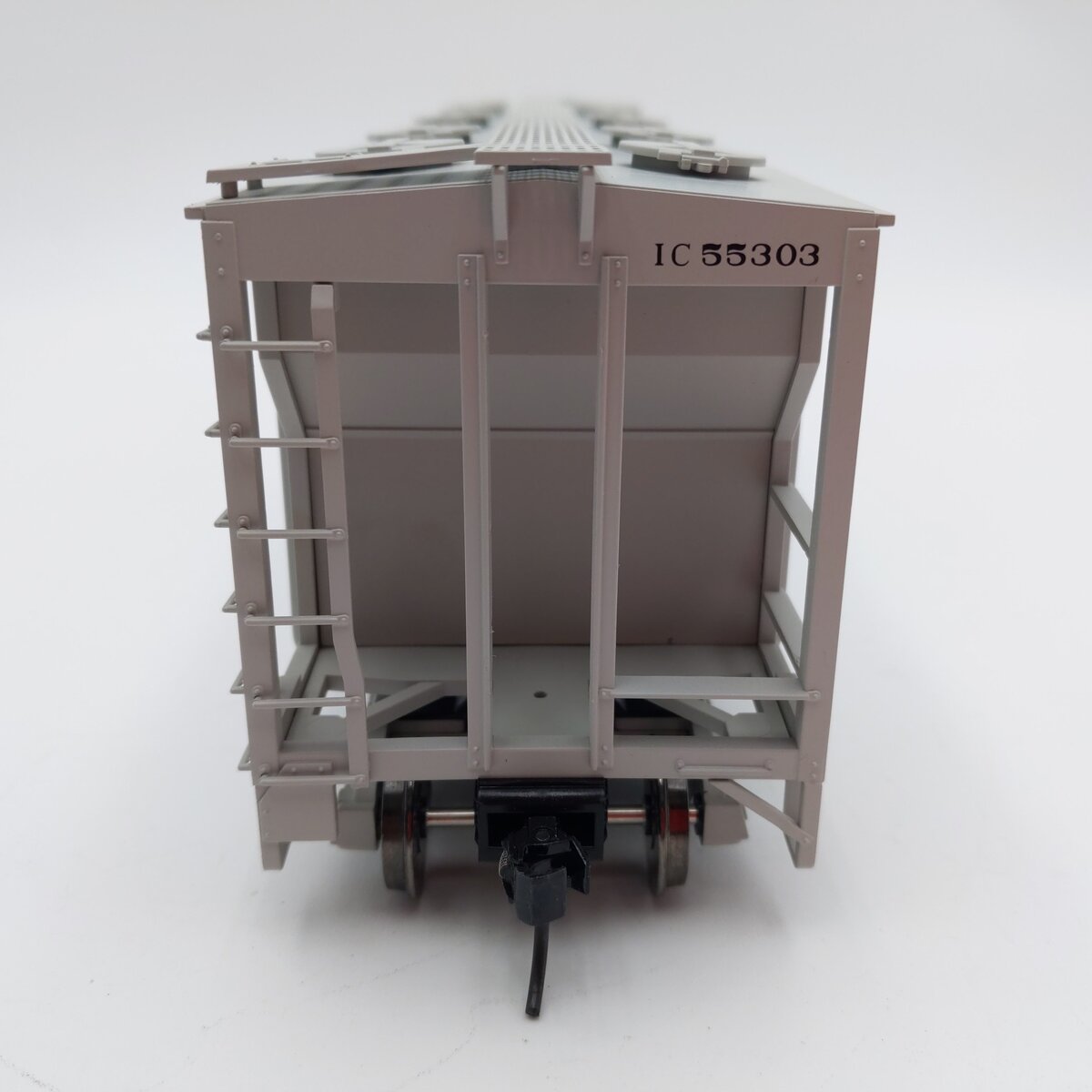 Atlas 2002554-1 O Scale Illinois Central 3-Bay PS-2 Covered Hopper #553303 LN/Box