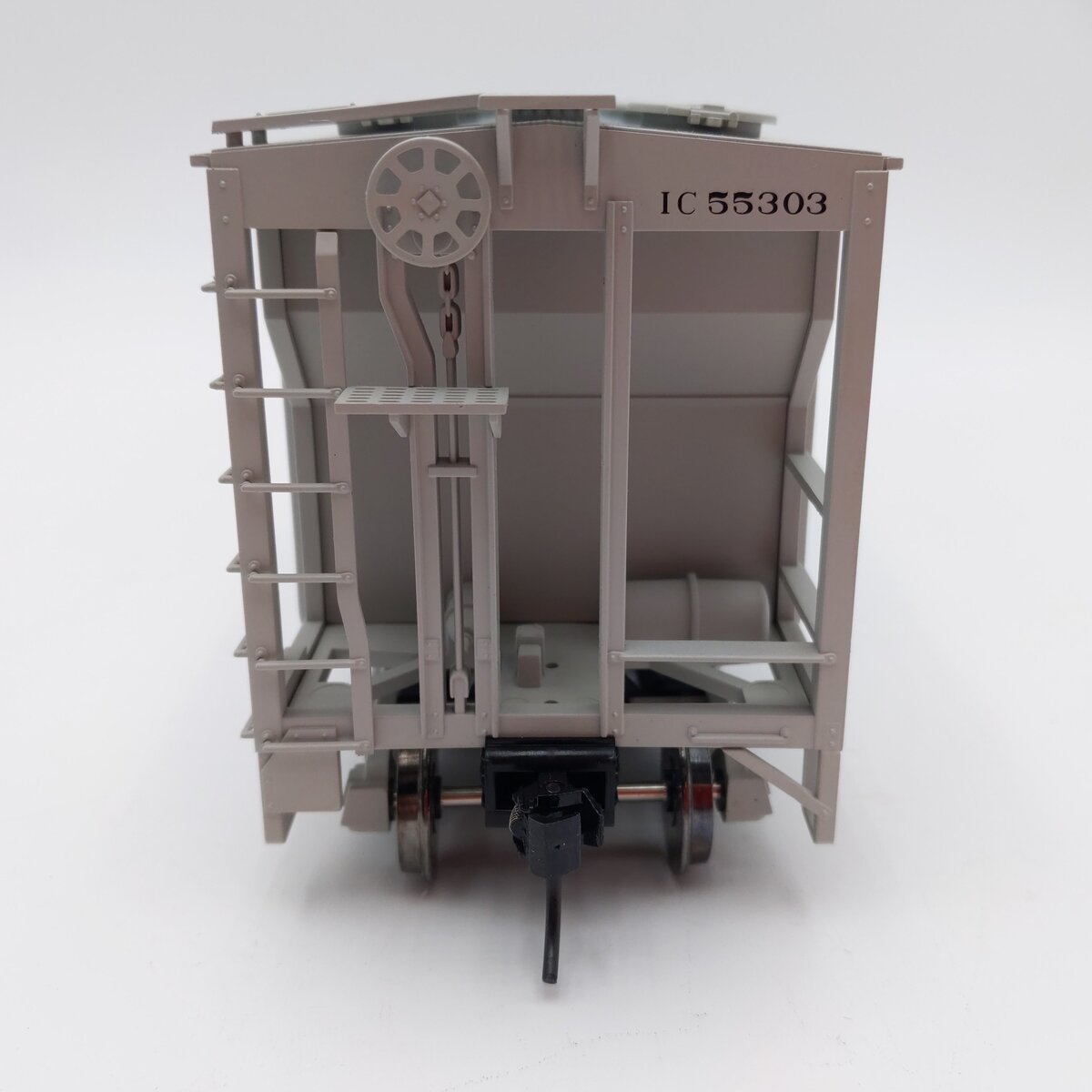Atlas 2002554-1 O Scale Illinois Central 3-Bay PS-2 Covered Hopper #553303 LN/Box