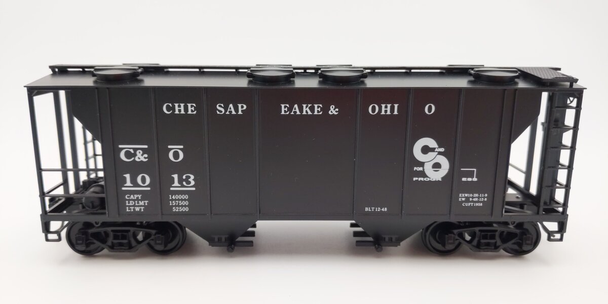 Weaver O Scale Chesapeake & Ohio PS-2 Covered Hopper #1013 (2-Rail) EX/Box