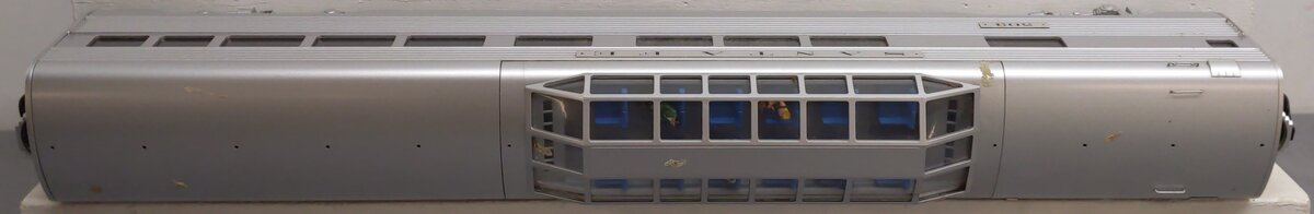 USA Trains R31006-2 Santa Fe Super Chief Vista Dome #4 Car #503 VG
