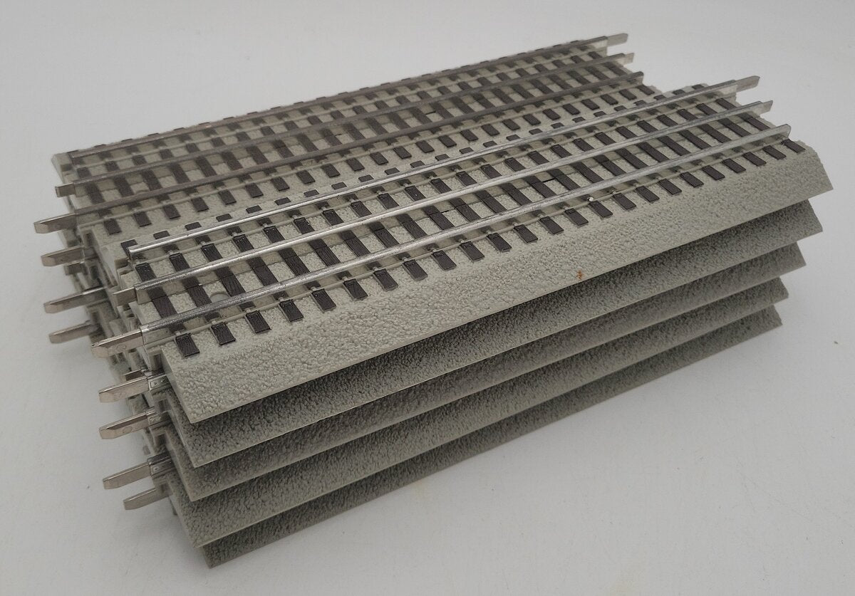 Lionel 6-12014 O Gauge FasTrack 10" Straight Track (9) EX