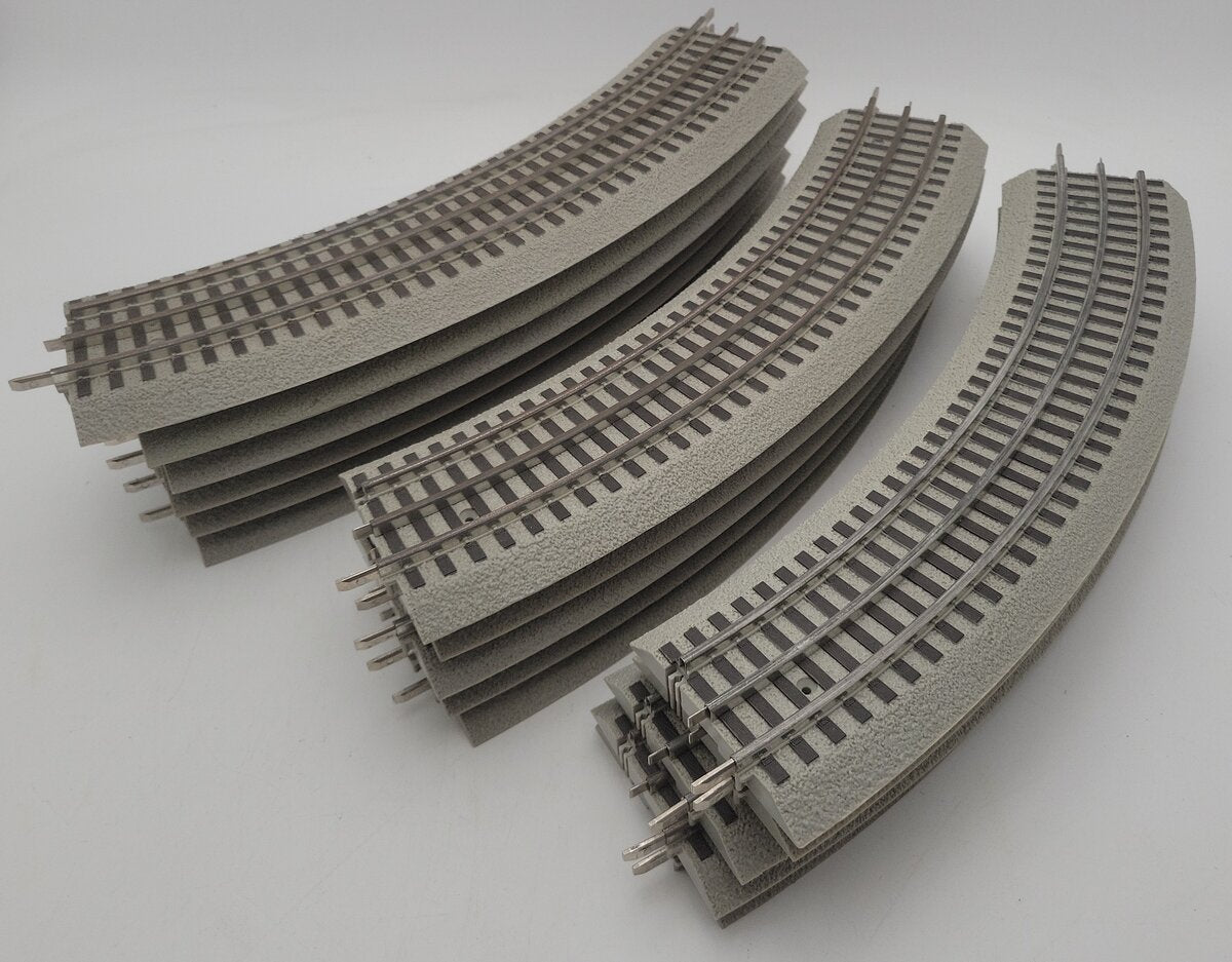 Lionel 6-12015 FasTrack O36 45-Degree Curved Track Sections (16) EX
