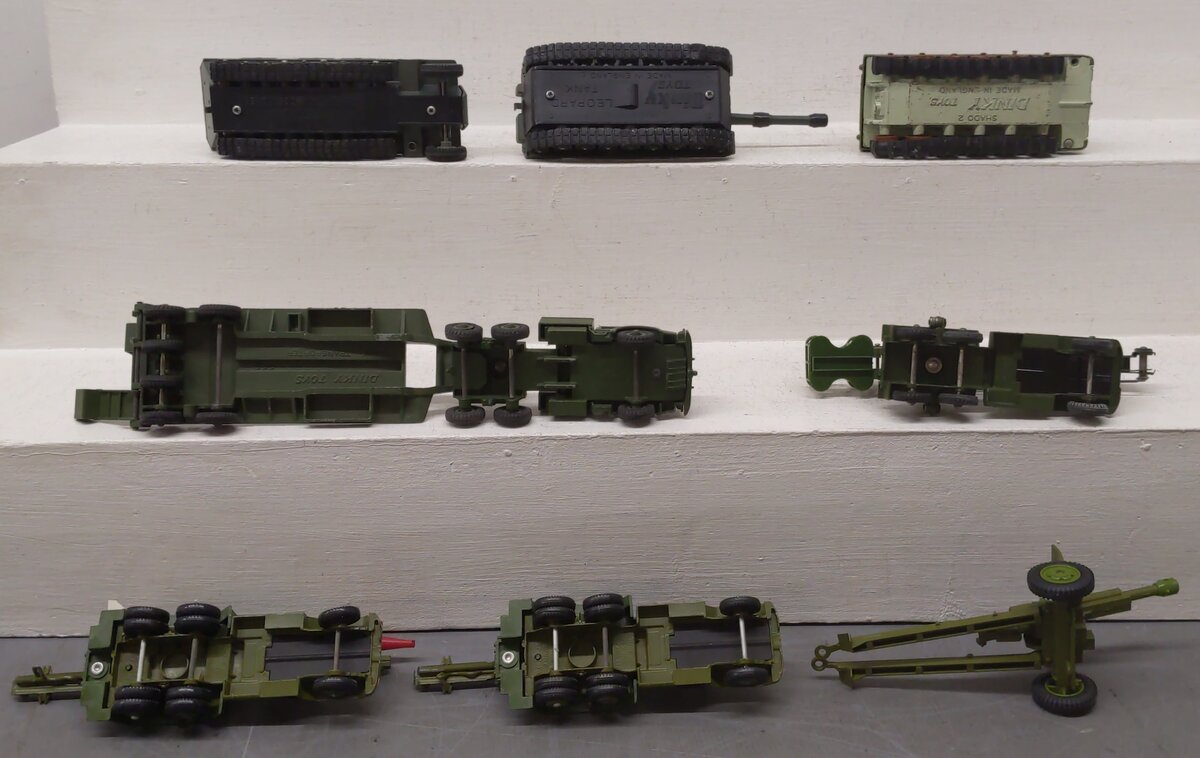 Dinky Toys 1:43 Scale Assorted Die-Cast Military Vehicles [8] VG
