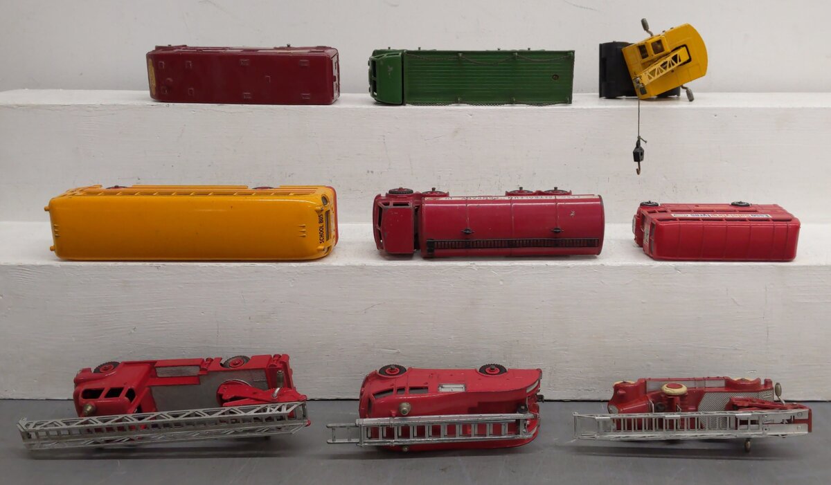 Dinky Toys 1:43 Scale Assorted Die-Cast Vehicles [9] EX