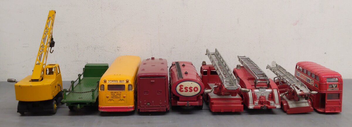 Dinky Toys 1:43 Scale Assorted Die-Cast Vehicles [9] EX