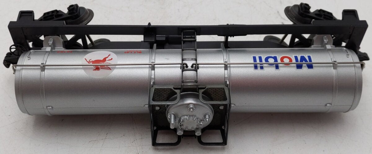 Lionel 6-16127 O Gauge Mobil Oil Corporation Single-Dome Tank Car EX/Box