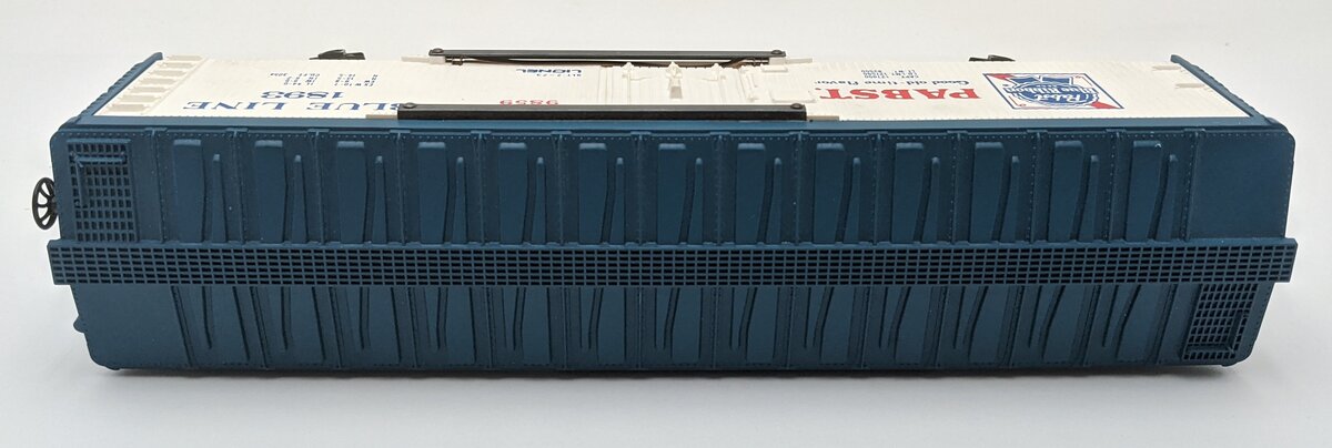Lionel 6-9859 O Gauge Pabst Blue Ribbon Reefer #1893 EX