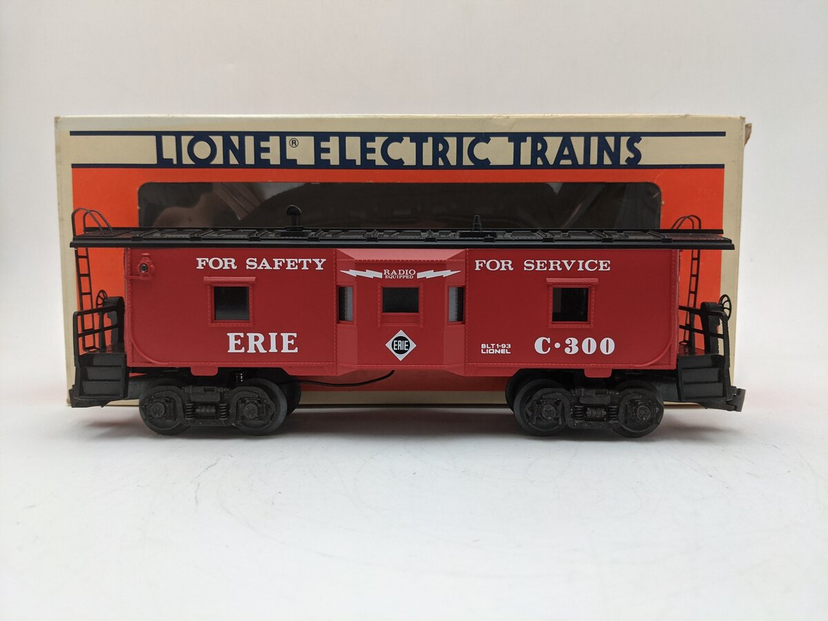 Lionel 6-19719 O Erie Bay Window Caboose W/Illuminated Interior #C-300 VG/Box