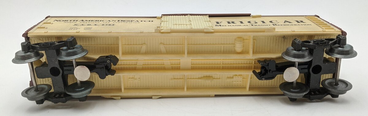 Lionel 6-5703 O Gauge North American Dispatch Refrigerator Car #5703 LN/Box