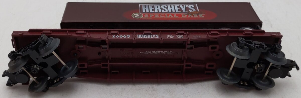Lionel 6-26665 O Gauge Hersheys Special Dark Flatcar w/Trailer
