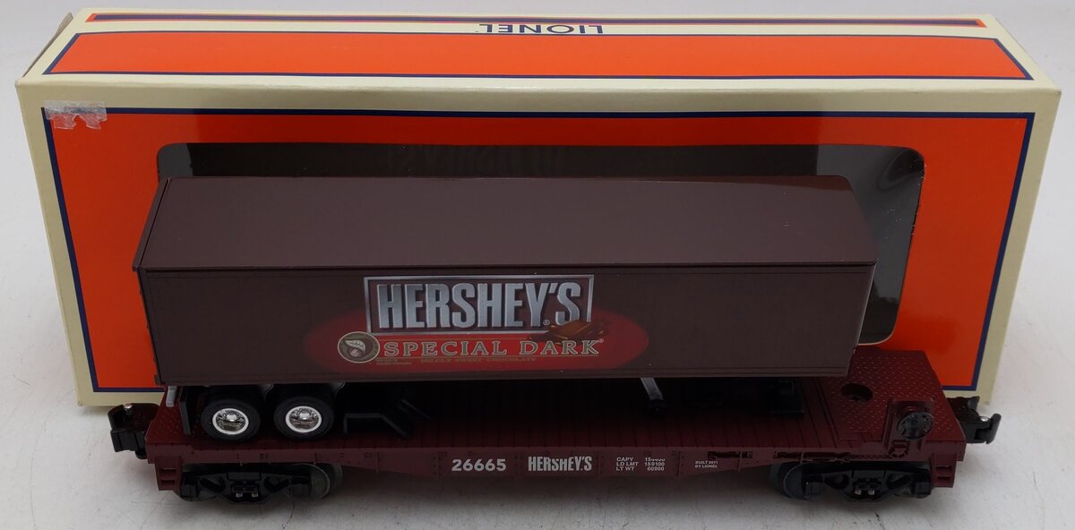 Lionel 6-26665 O Gauge Hersheys Special Dark Flatcar w/Trailer
