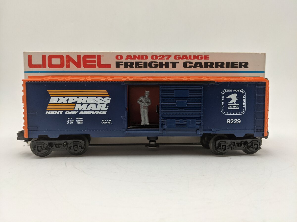 Lionel 6-9229 O Gauge Operating USPS Express Mail Boxcar EX/Box