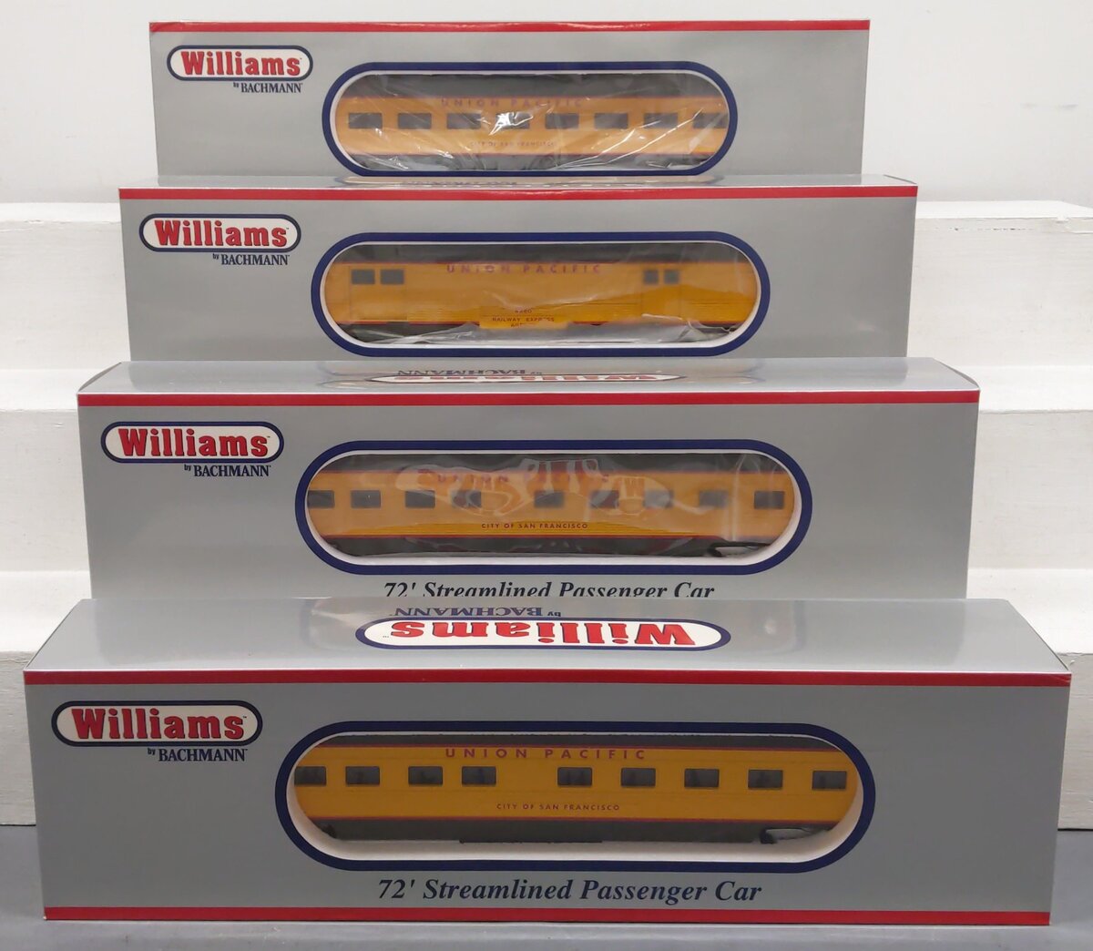 Williams 43163 O Union Pacific 72 Ft. Streamline Passenger Cars (Set of 4) NIB