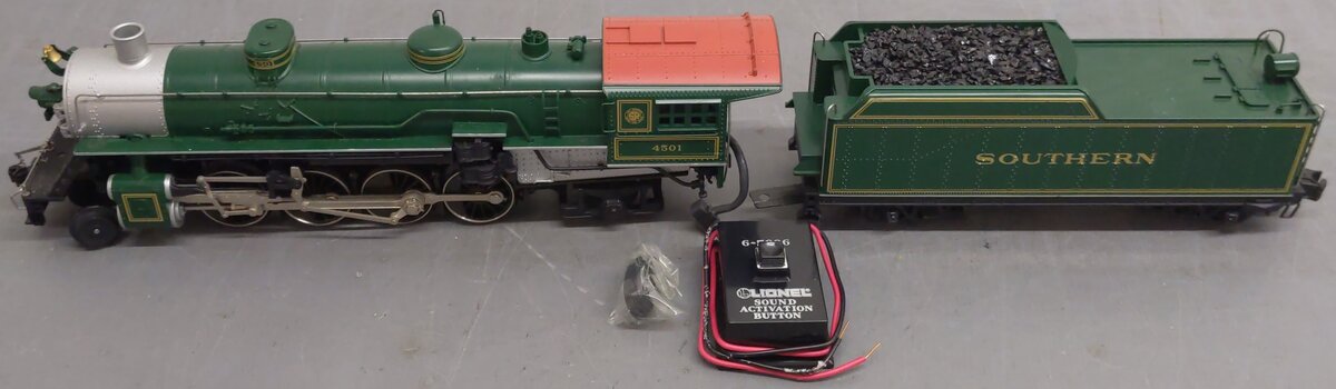 Lionel 6-18018 O Gauge Southern 2-8-2 Mikado Steam Locomotive & Tender #4501 EX/Box