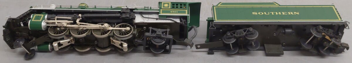 Lionel 6-18018 O Gauge Southern 2-8-2 Mikado Steam Locomotive & Tender #4501 EX/Box
