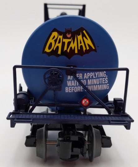 Lionel 2028280 O Gauge Batman Shark Repellent Unibody Tank Car EX/Box