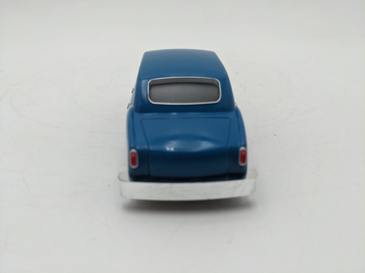 Williams 42729 O E-Z Street Blue Powered Sedan EX/Box