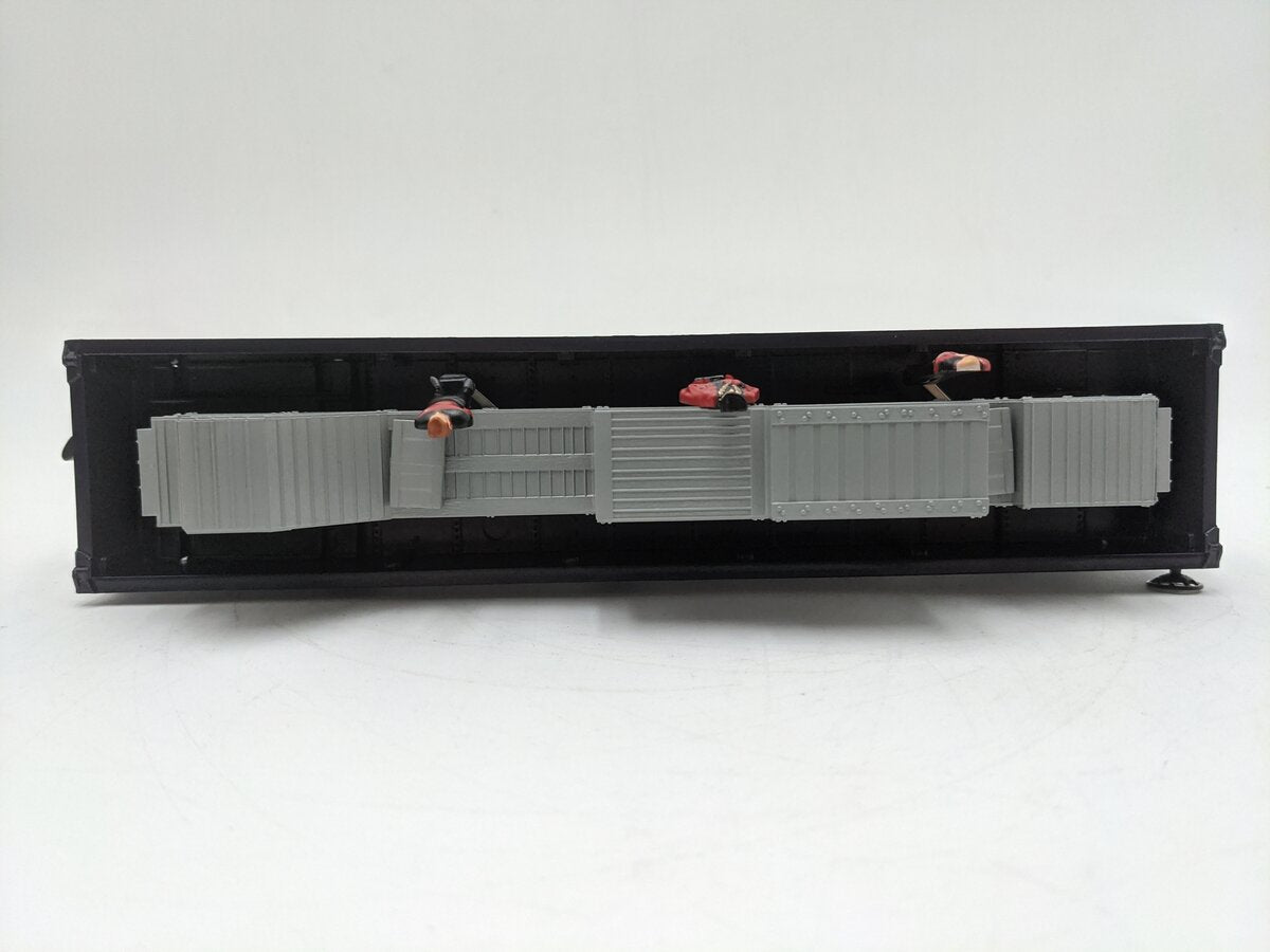 Lionel 2128100 O Gauge Star Trek Ryker, Picard and Q Chasing Gondola
