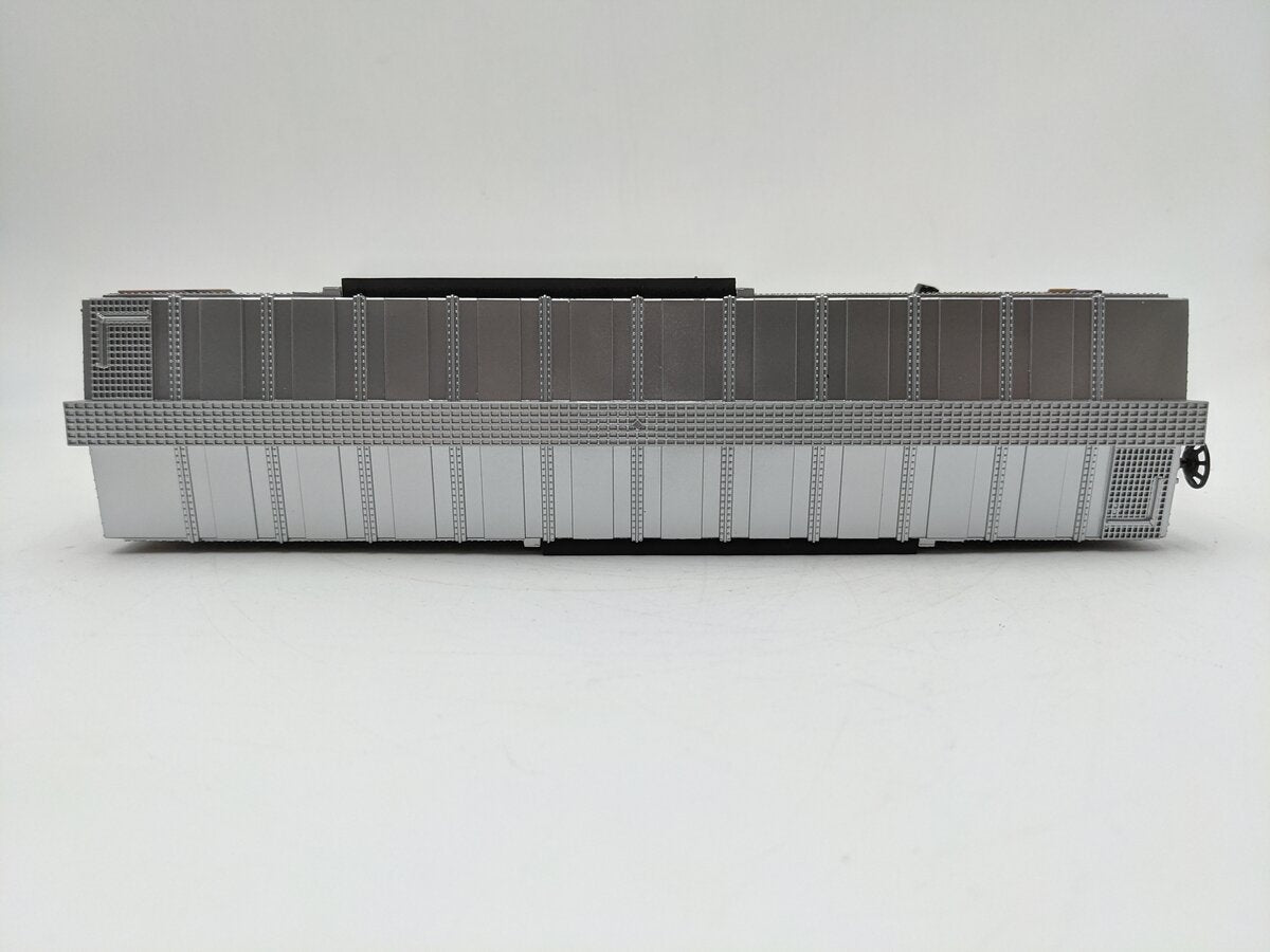 Lionel 2128330 O Gauge Star Trek: Captain Sisko Boxcar