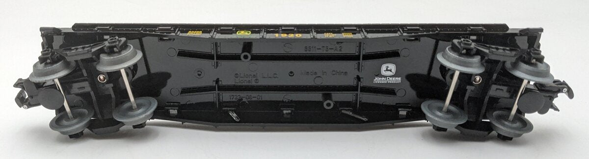 Lionel 6-83288 O Gauge John Deere Flatcar w/ (2) Tractor Load LN