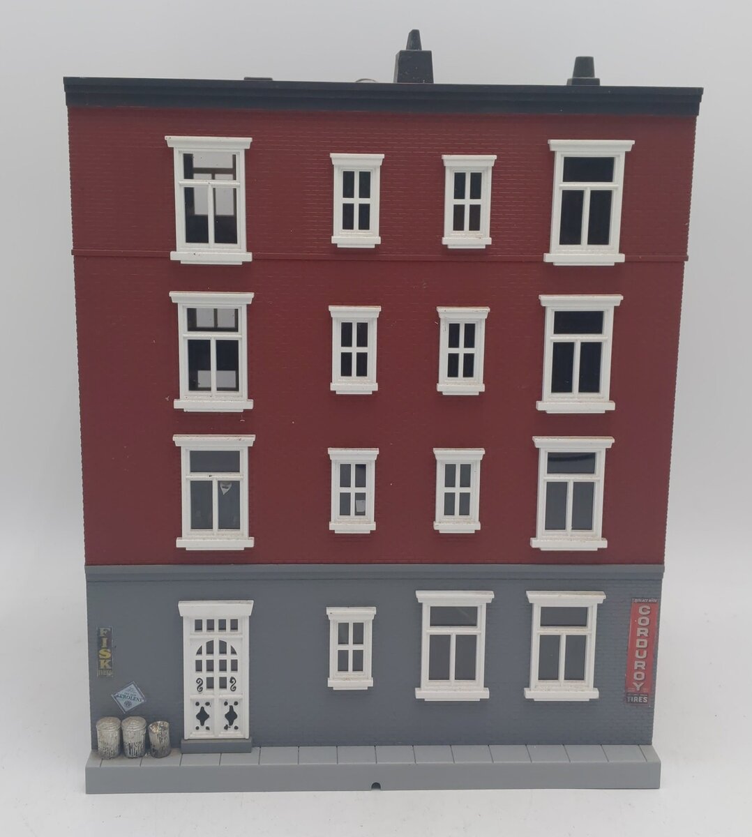 MTH 30-9082 Assembled Vanderbuilt 4-Story Hotel Building EX/Box