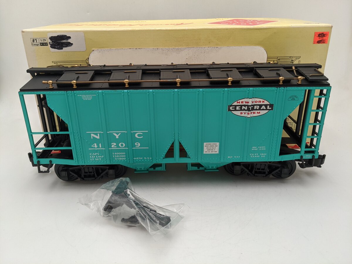 Aristo-Craft 41209 New York Central 2 Bay Covered Hopper EX/Box