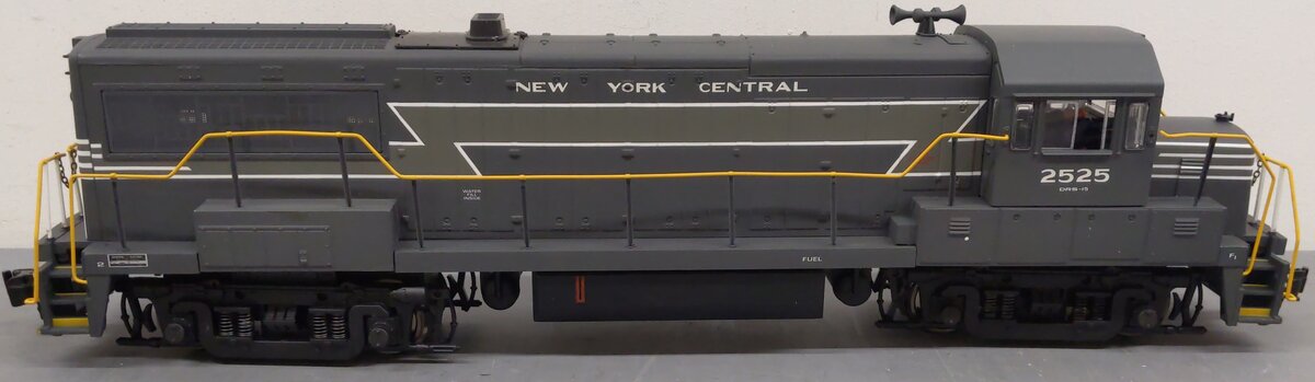 Aristo-Craft 22112 New York Central U25B Diesel Locomotive #2504 EX/Box