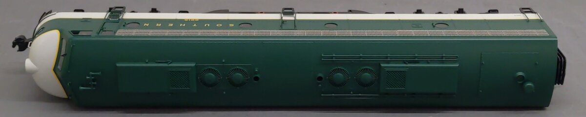 Aristo-Craft 23608 Southern EMD E-8 Diesel Locomotive #6915 LN/Box